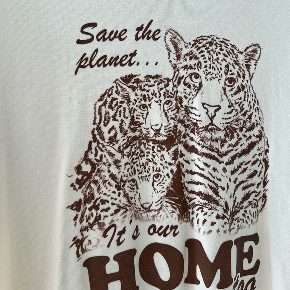 Graphic tee - Picture 3 of 5